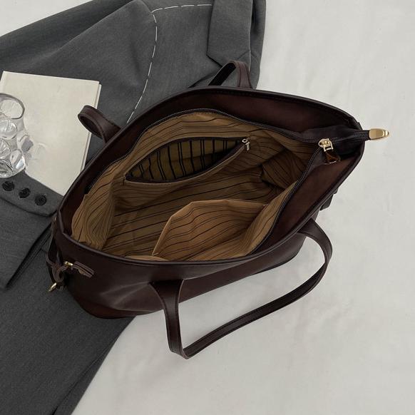 Модная большая вместительная ручная сумка — фото 8