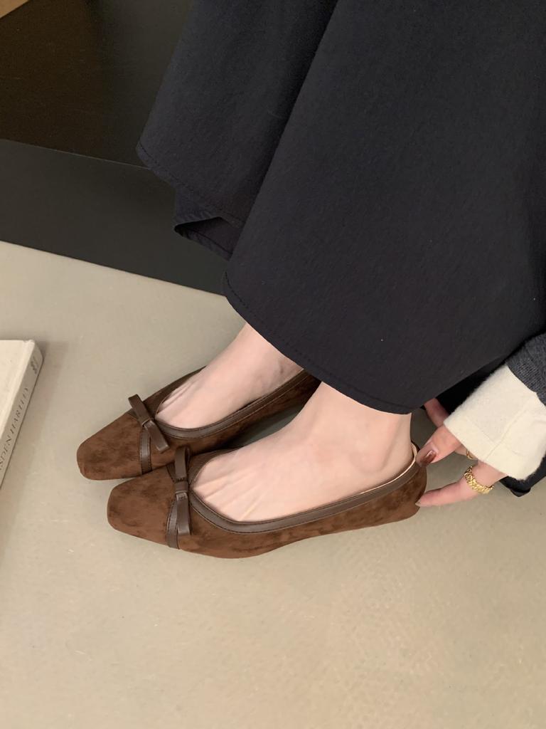 2025 new French bow shallow mouth single shoes women's square head flat shoes Korean version versatile autumn soft-soled shoes