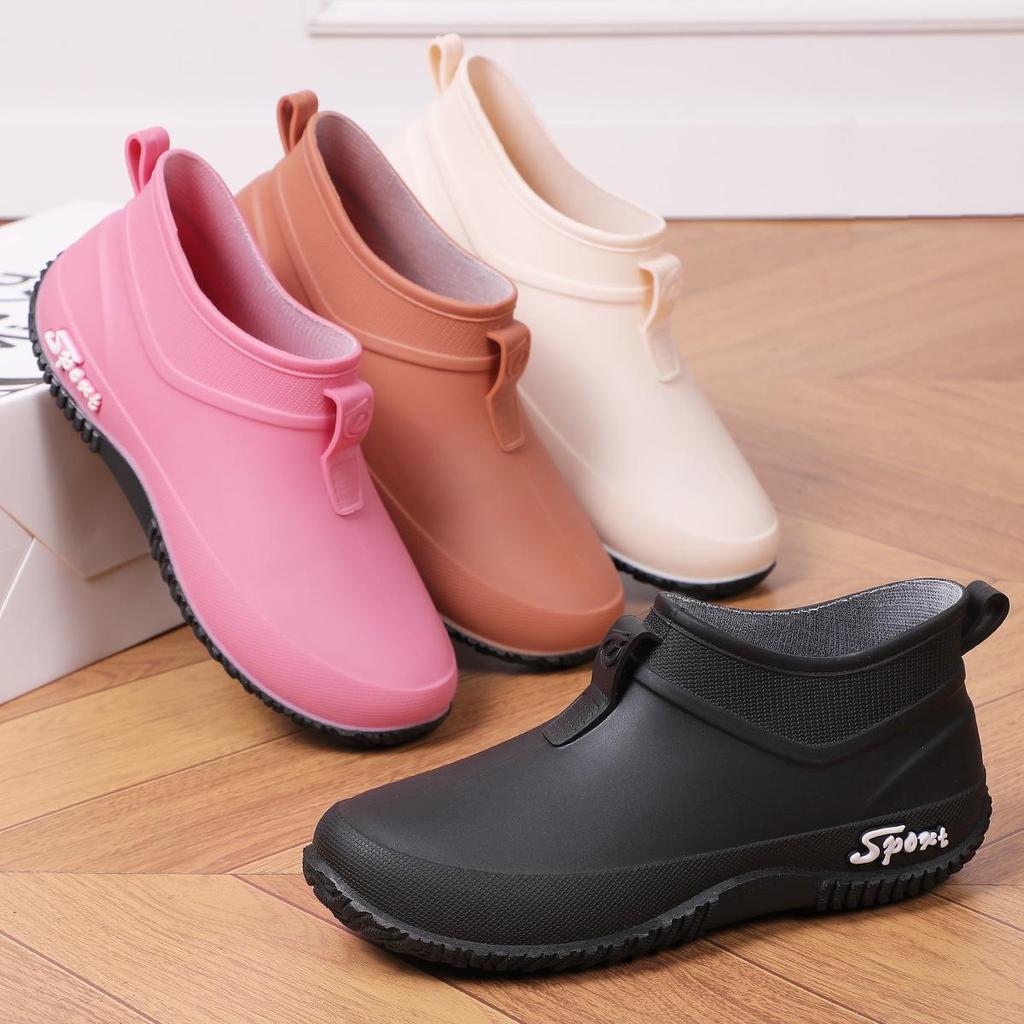 Women's Waterproof Non-Slip Short Rain Boots - Thick-Soled, Dirt-Resistant, Low-Cut, Soft-Sole Rubber Shoes for Kitchen and Outdoor Use.