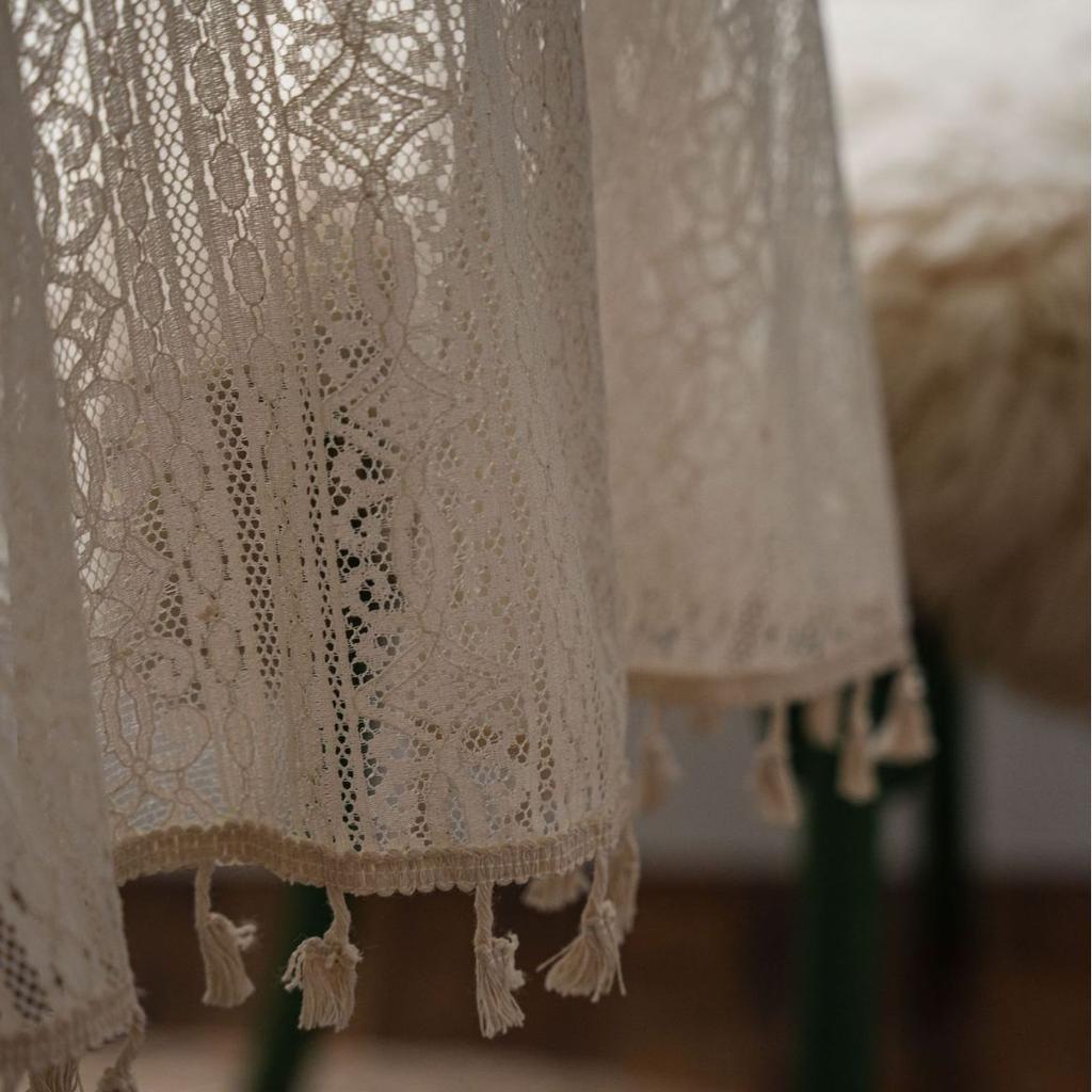 American Country Style Vintage Crochet Hollow Tablecloth, Rice White Crochet Plaid Pattern Decorative Tablecloth Suitable for Home Decoration, Picnic