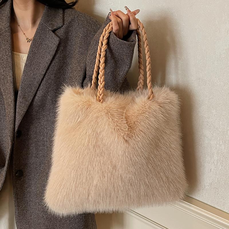 Fashion Women Furry Shoulder Bag Large Capacity Tote Handle Bag Autumn Winter Outing Commuter Handbag Plush Tote Bag Underarm Ba