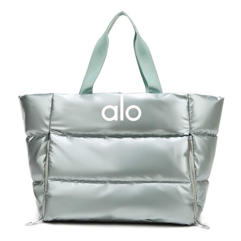 

Lightweight Yoga & Sports Duffel Bag