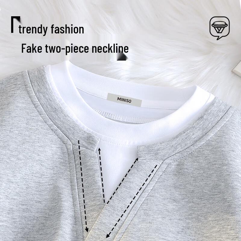 MINISO Men's Japanese Style Round Neck Long Sleeve Fake Two-Piece Sweatshirt