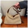 Straw bag women's large capacity 2025 new summer versatile crossbody knitted bag high-end seaside vacation beach bag