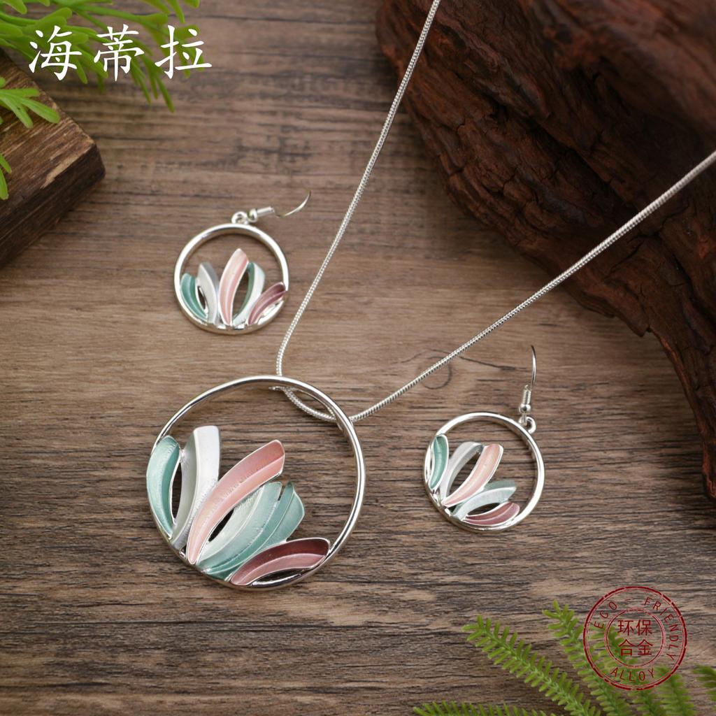 New Enamel Color Irregular Seaweed Earrings Pendant Set, Women's Simple and High-end Seaweed Necklace