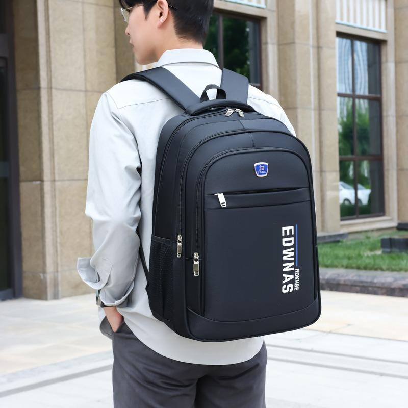 New men's business computer bag large-capacity shoulder travel bag will sell gifts and give backpacks and student bags.