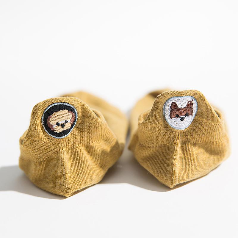 Harajuku Skarpetki Funny Ankle Socks Embroidery Animal Pug Cute Socks Women Divertidos Creative Sokken Kawaii Chaussette Femme