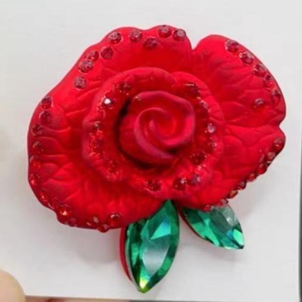 High End Classic Rose Brooch, Artificial Crystal Flower Gold-plated Accessories for Women