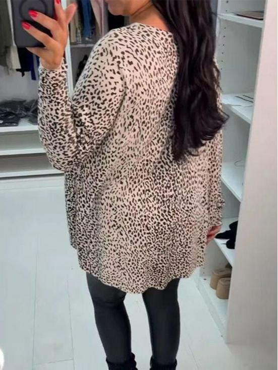 European and American Leopard Print Crew Neck Long Sleeve Two-Piece Look Women's Top - Summer 2025 Collection.