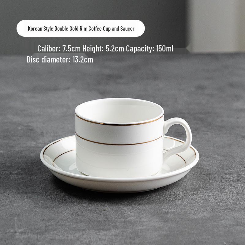 Elegant Europeisk Keramisk Kaffekopp - Snygg Lyxig Gåva för Kvinnor, Perfekt för Kontoret eller Kaféet.