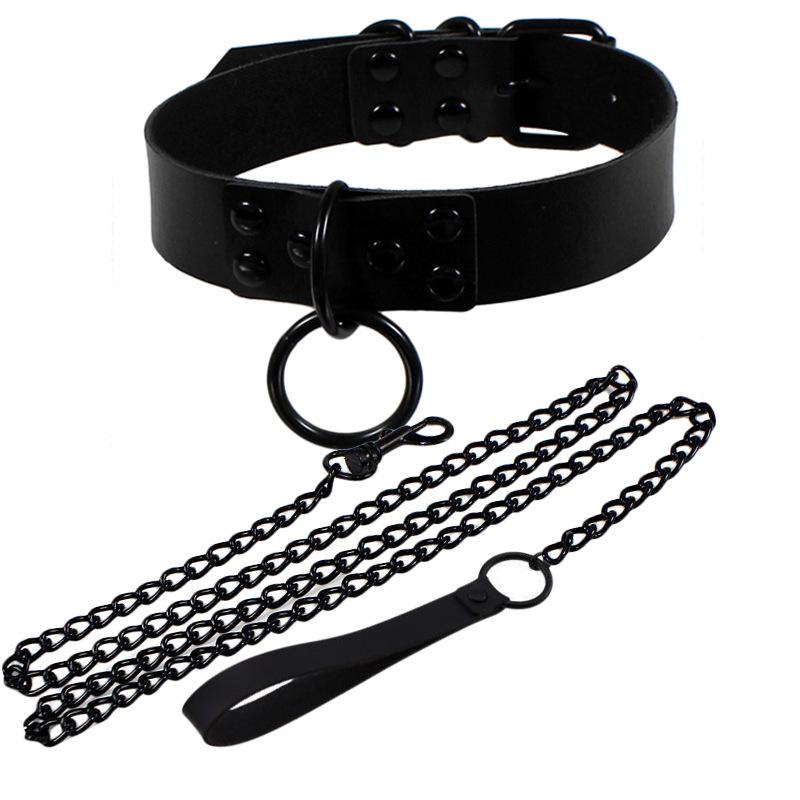 Unisex Dark Style O-Ring Choker with Exaggerated Traction Rope