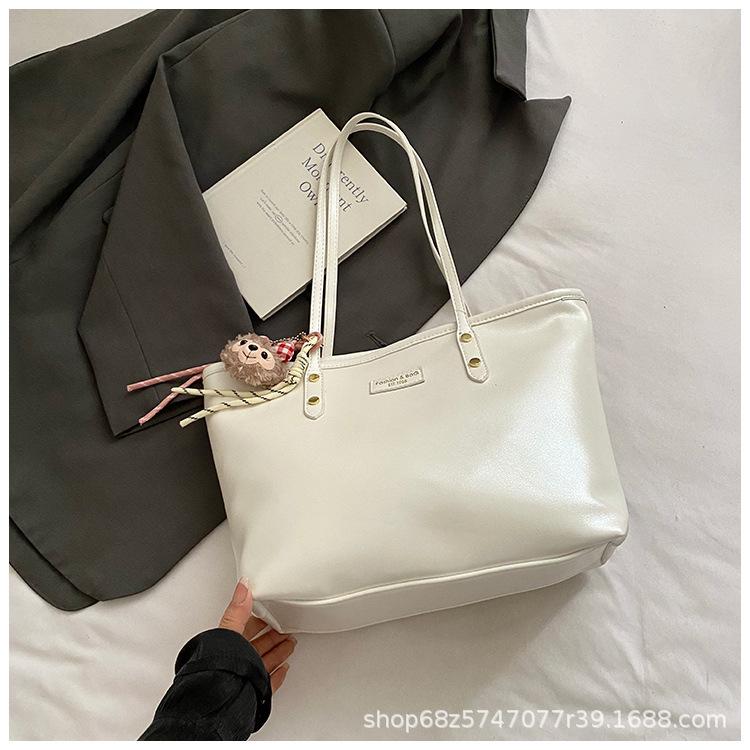 

2025 simple new fashionable large-capacity shoulder bag niche high-end commuter handbag casual tote big bag