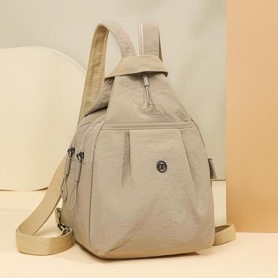 Ein multifunktionaler kleiner Reiserucksack, eine einfache und modische Umhänge-Pendler-Brusttasche