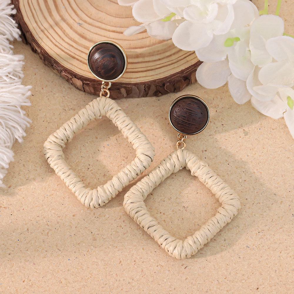 Bohemian Raffia Earrings: Handmade Rattan Drops, Exaggerated Travel Holiday Style for Women