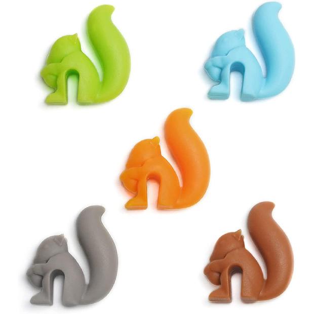5 Pcs Colorful Cute Squirrel Shape Silicone Tea Bag Holder Cup,Squirrel Drink Markers, Tea Bag Holder for Cup Hanging Tool Mug Candy Colors Gift