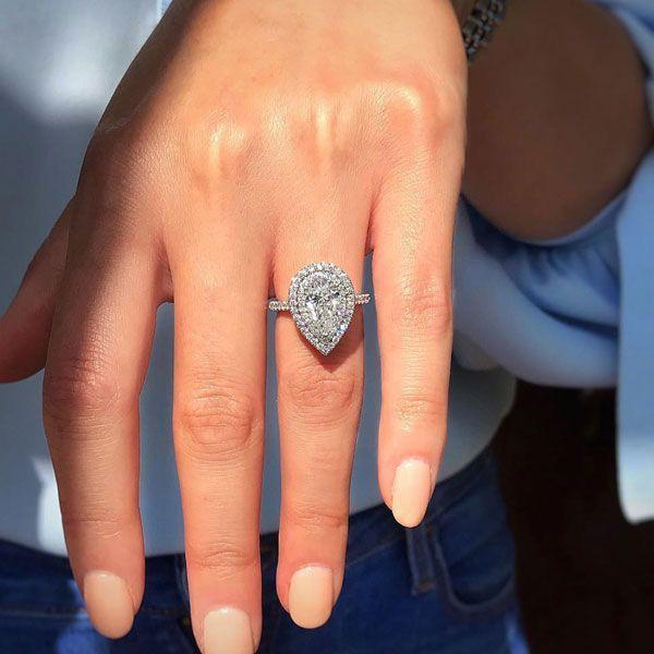 Rui Pai Exquisite White Gold Water Drop Zircon Ring