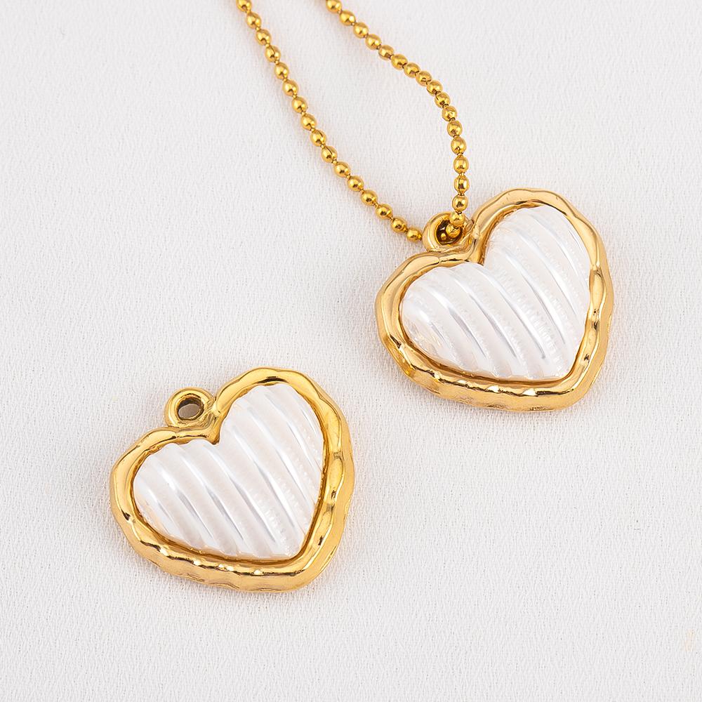 

2pcs Bestseller 304 Stainless Steel Heart And Spiral Pattern Pendant For DIY Necklace Charms Romantic Jewelry Findings Accessory 2pcs