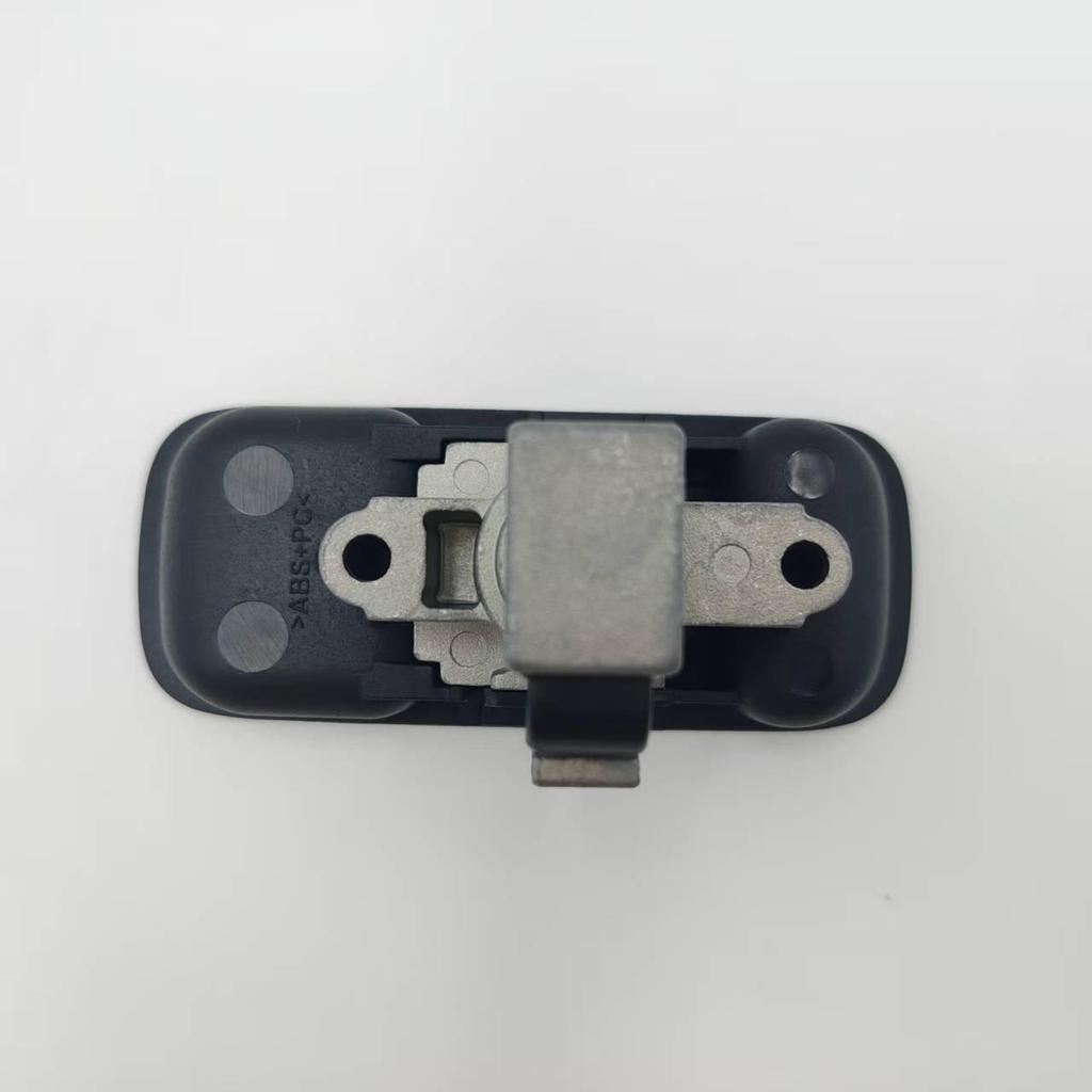 MR402499 Zámek přihrádky pro Mitsubishi Pajero V73/V75/V77