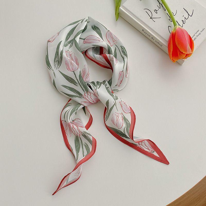 Blumen-Landhausstil, Frühling und Sommer, rautenförmiger Schal, temperamentvoller Seidenschal, Damen-Stirnband, Krawattentasche