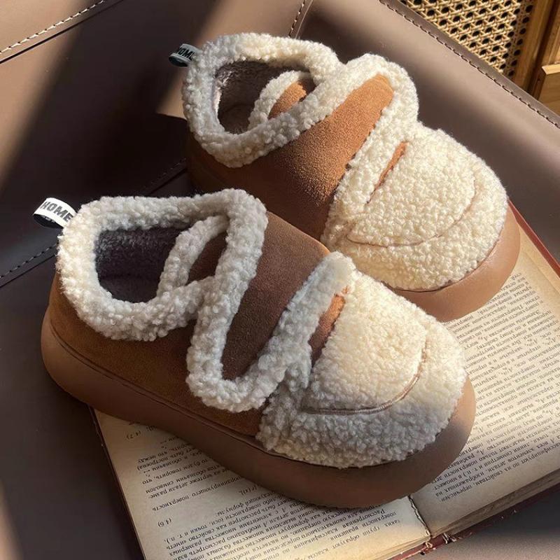 Cute Lamb Wool Women Cotton Shoes 2024 new Flat Thicken Plush Hook Loop Woman Ankle Boots Winter Comfort Non Slip snow boots