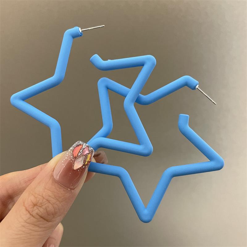 Colorful Earrings with Fluorescent Effect, Featuring Exaggerated Personality, Five-pointed Star-shaped Ear Holes, Ear Clips and Dangling Fringes.