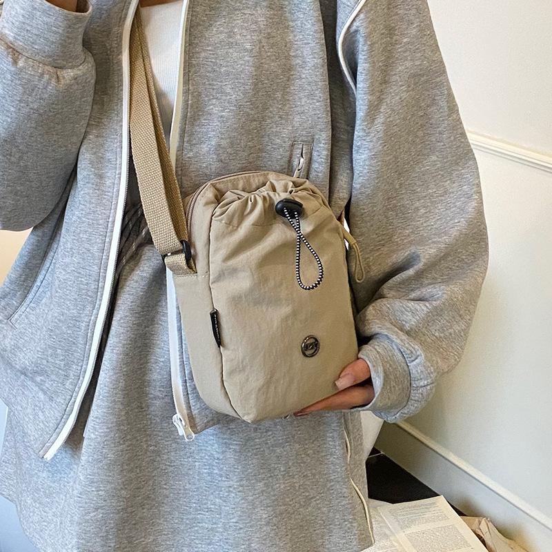 Fashion Personalized Versatile Small Bag 2025 Summer New Casual Anti-splashing Shoulder Messenger Bag Women's Nylon Bag
