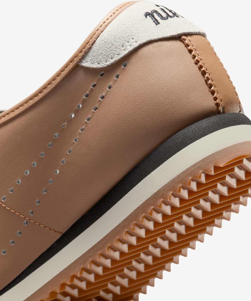 Nike Cortez Leather W - Pale Shale:Gum Medium Brown:Black / Hq1841-200