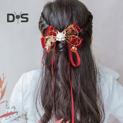 Vlásenka s červenou mašlí a střapci, liška, dekorace, dlouhá stuha, oslavy čínského Nového roku, kreslený styl, vlasový doplněk