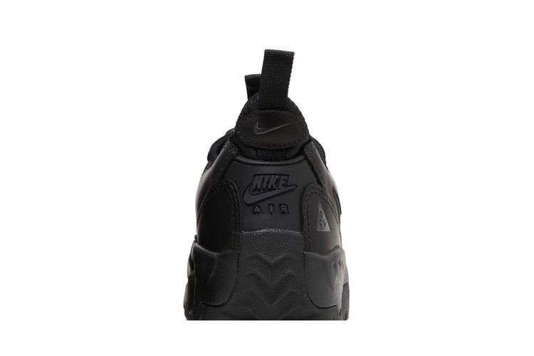 Men's Sneakers Nike ACG Air Mada Low Triple Black Black/Black/Black