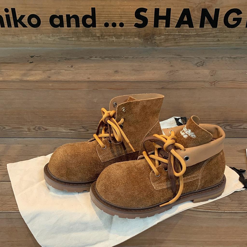 Grape mother has the same fashionable big round head contrasting color versatile pair of shoelaces thick-soled heightening short boots Martin boots