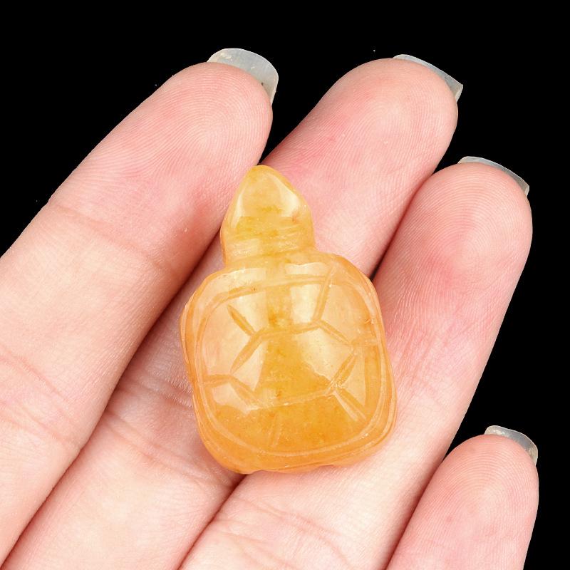 Turtle Crystal Agate Miniature: Hand-Carved Semi-Precious Stone Ornament