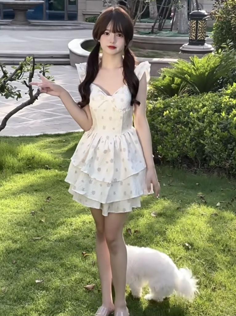 Academy style sweet and fresh small flying sleeve dress female student summer new waist first love floral dress