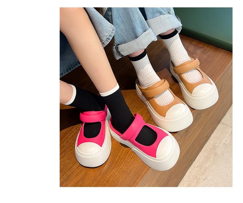 Thick-Soled Clogs for Women 2026 Summer Outdoor Mary Jane Elevated EVA Slippers Ultra-Soft Cushioning Non-Slip Beach Sandals