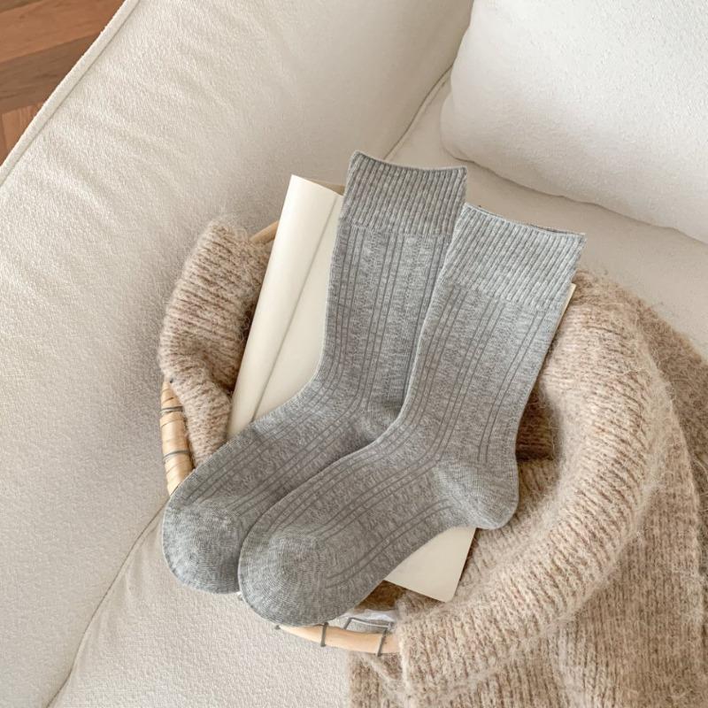 Striped High-end Solid Color Women's Socks, Mid-calf Socks, Simple and Basic Style, Versatile, High Slit, Anti-slip and Non-dropping Heels, Pile Socks