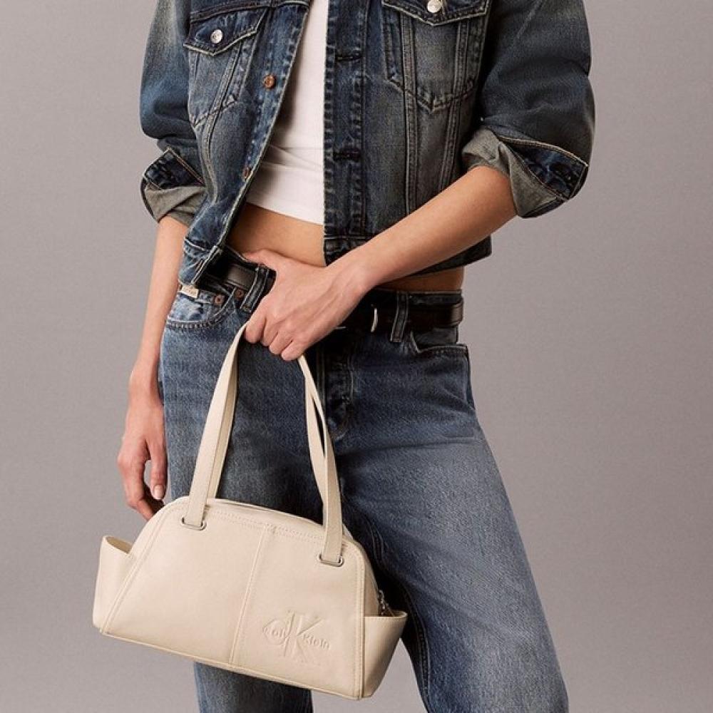 Calvin Klein Women Pocket Monologo Shoulder Bag 4f3688g Acg