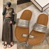 Modische Schuhe Frau 2024 Trend Hausschuhe Frau Flach Zehensteg Kleine Sandalen Tragen Super Feuer Kleine Strand Strand Flip-Flops Flip Flops