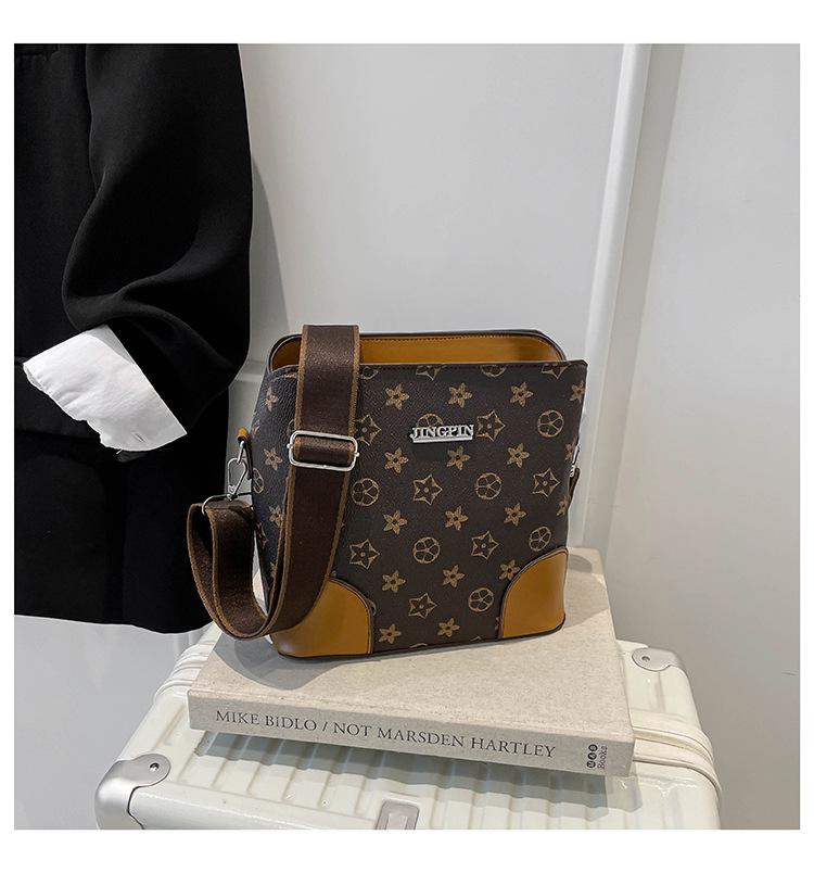 Women's 2025 Retro Bucket Bag: Versatile Vintage Handbag & Single Shoulder Crossbody with Classic Floral Design
