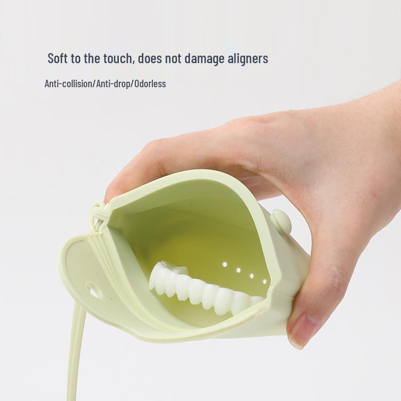 Portable Retainer Storage Box - Dustproof, Easy-to-Clean Bag for Tooth Aligners and Dentures