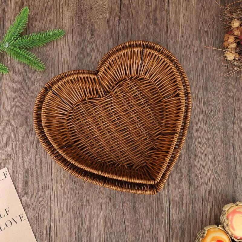 Heart-shaped Handwoven Rattan-Style Storage Basket