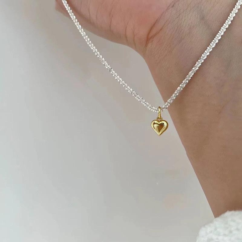 Colier cu claviculă în formă de inimă