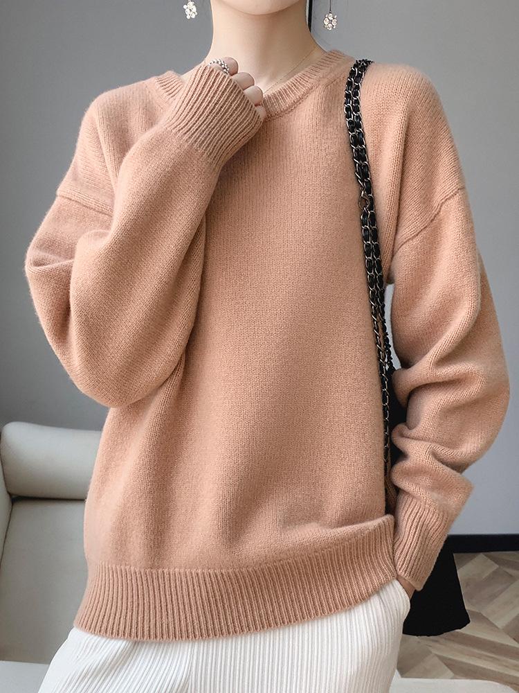 2023 Autumn/Winter Women's Drop Shoulder Pure Wool Knit Sweater - High-End, Loose, Lazy Style Inner Wear.