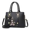 Women's bag 2026 autumn/winter new fashionable women's single-shoulder crossbody bag, large capacity handheld mom bag