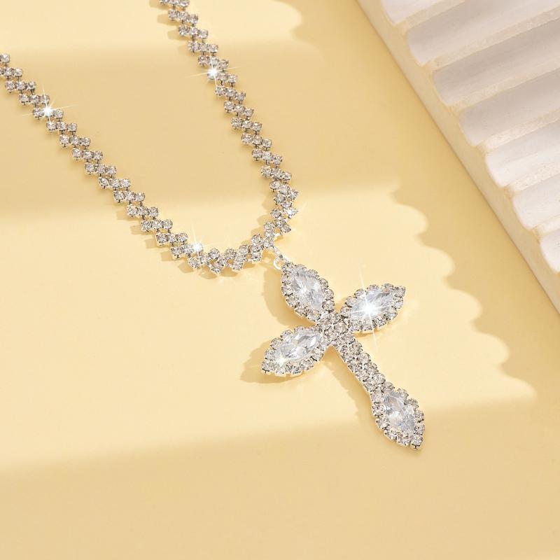 Elegant Luxury Inlaid Synthetic Zirconia Hip Hop Cross Necklace For Women Girls Sparkling Pendant Party Jewelry Birthday Gift