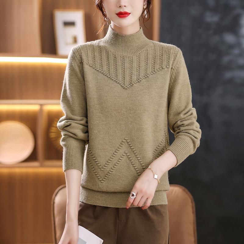 Semi-turtleneck bottoming shirt women's autumn and winter thick sweater new autumn loose short long-sleeved knitted sweater