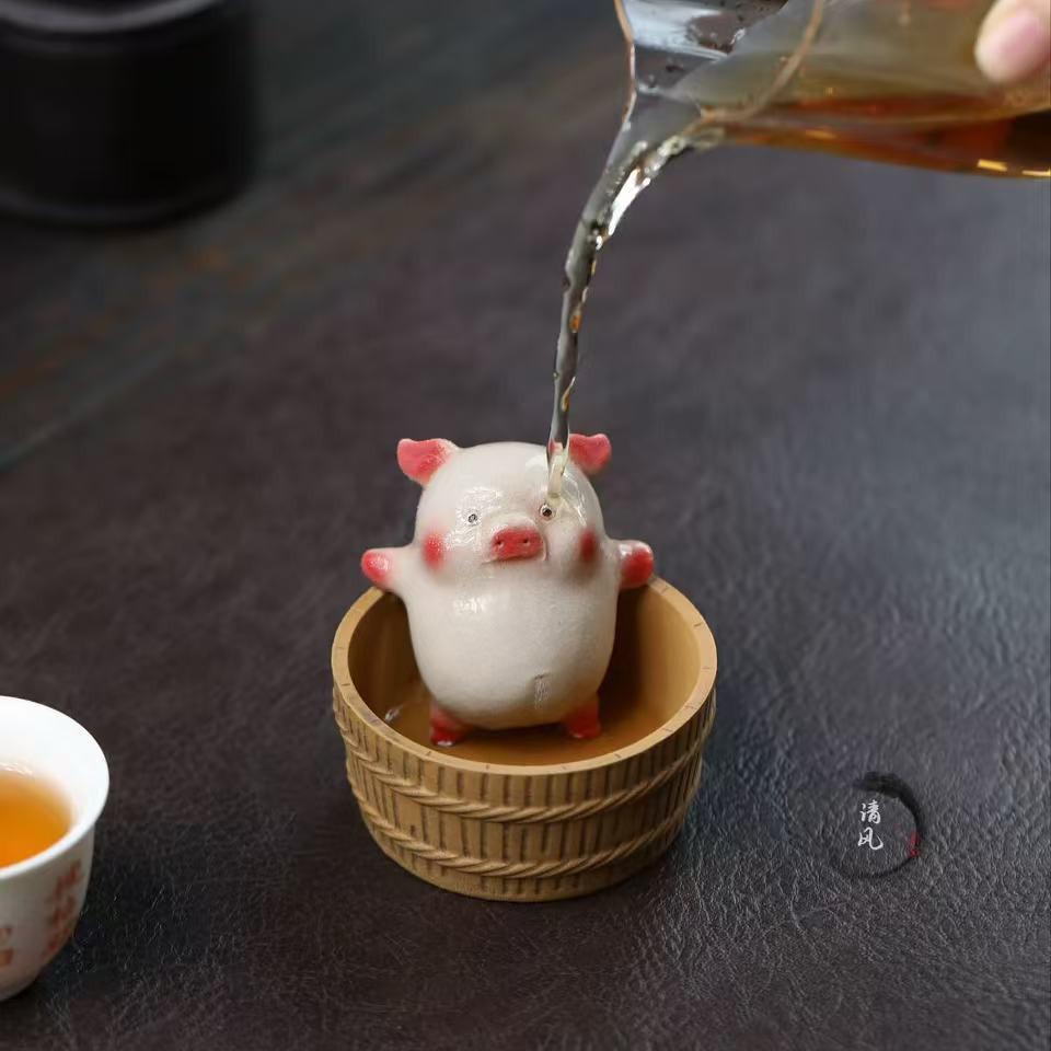 Yixing Zisha Tea Pet - Lying Flat Pig Zodiac Bathtub Ornament