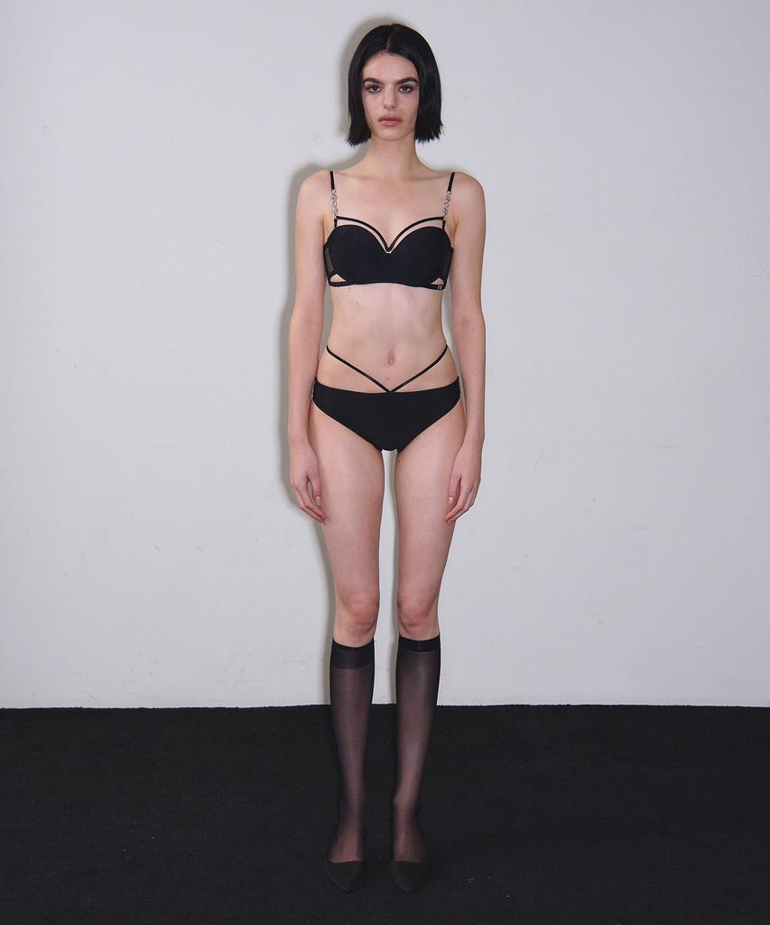 VINAJ N Chain Low V Half Cup Bikini Bra (Black)