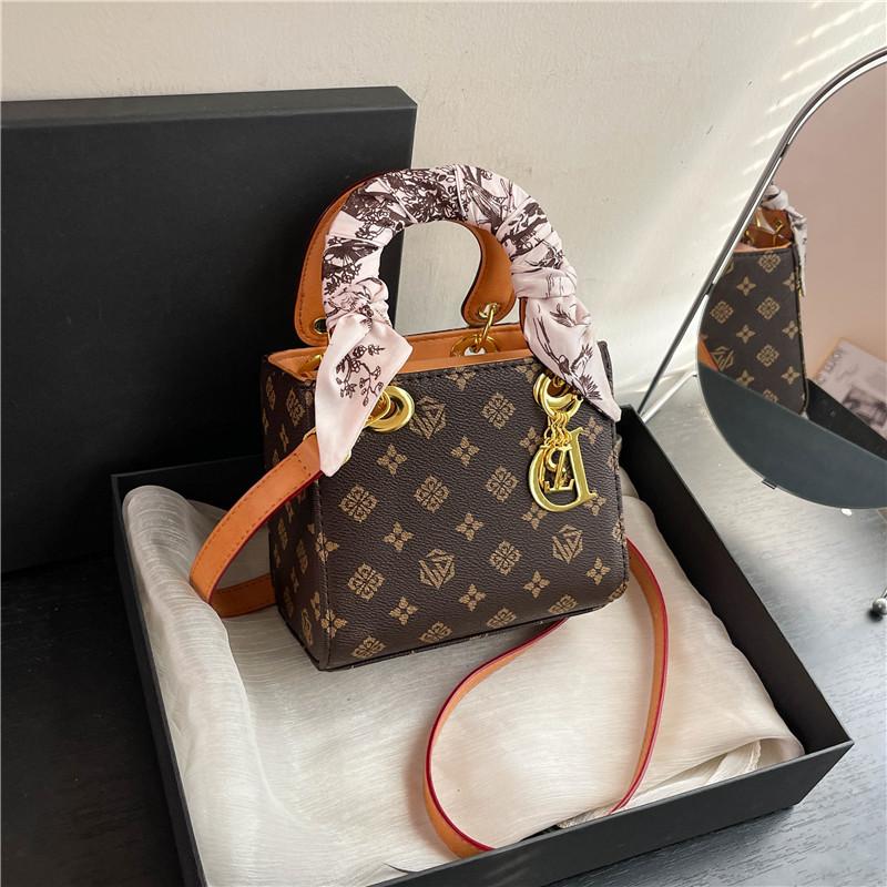 

Премиальная сумка пресбиопия контрастный шелковый платок сумка принцессы Дианы портативная на плечо женская сумка