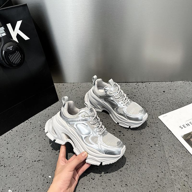 Platform dad shoes women's autumn and winter new Korean version breathable and versatile, lightweight and non-slip casual sports shoes tide