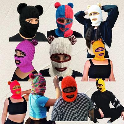 Rein handgestrickte einfarbige Gesichtsmaske mit Katzenohren, Kapuze und Beanie in einem