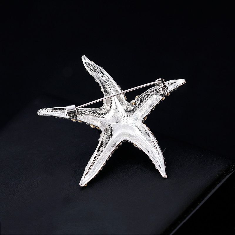 European and American Couple Alloy Marine Life Starfish Full Diamond Brooch Clasp Collar Pin Women's Scarf Buckle All-Match Corsage Clothing